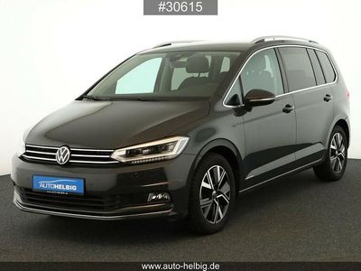 Gebraucht VW Touran Highline 150 PS (110 kW) 2022 Grau Van / Kleinbus