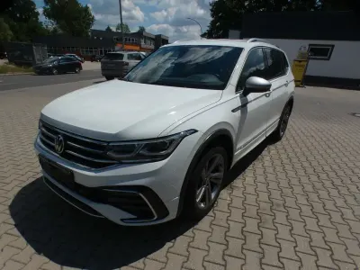 Gebraucht VW Tiguan Allspace R-line 200 PS (147 kW) 2023 Pure white SUV
