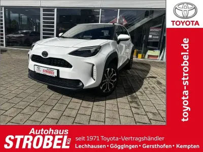 Neu Toyota Yaris Cross 131 PS (96 kW) 2026 Schneeweiß SUV