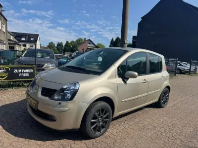Gebraucht Renault Modus Initiale 111 PS (81 kW) 2007 Pfefferbeige Van / Kleinbus