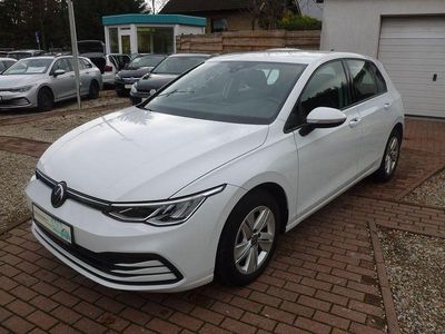 Gebraucht VW Golf VIII Life 116 PS (85 kW) 2022 Weiß Limousine