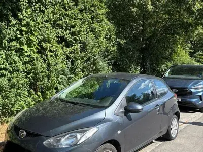 Gebraucht Mazda 2 Exclusive 75 PS (55 kW) 2008 Grau Kleinwagen