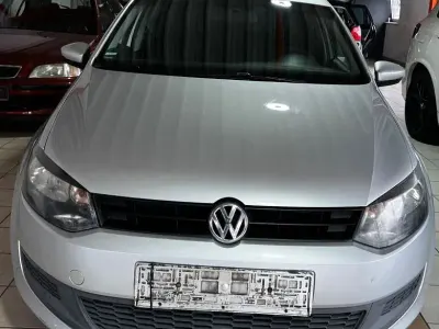 Gebraucht VW Polo Trendline 69 PS (50 kW) 2009 Reflexsilber metallic Kleinwagen