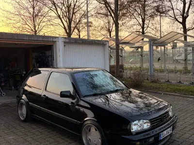 Gebraucht VW Golf GTI 115 PS (84 kW) 1996 Schwarz Coupé