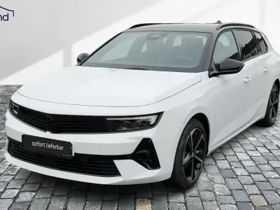 Neu Opel Astra 131 PS (96 kW) 2025 Weiss / arktisweiss Kombi