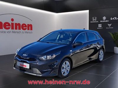 Gebraucht Kia Ceed Comfort 140 PS (102 kW) 2025 Zilinaschwarz Kleinwagen
