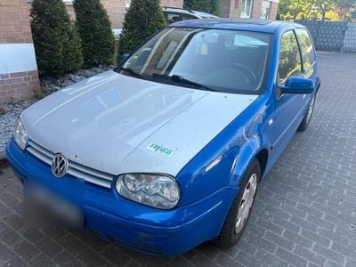 VW Golf IV