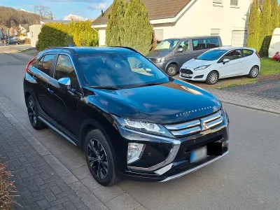 Gebraucht Mitsubishi Eclipse Cross Intro Edition 163 PS (119 kW) 2018 Schwarz SUV
