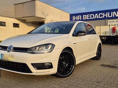 Gebraucht VW Golf VII R-line 150 PS (110 kW) 2014 Weiß Kleinwagen
