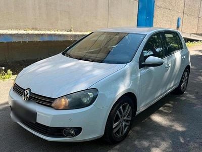 Usata VW Golf VI 80 CV (58 kW) 2009 Bianco Utilitaria