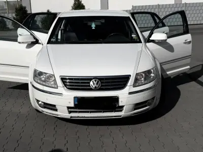Gebraucht VW Phaeton 240 PS (176 kW) 2009 Weiß Limousine