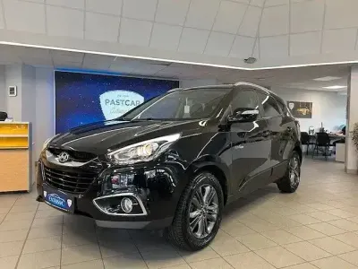 Używany Ford S-MAX Trend 135 KM (99 kW) 2015 Andere Minivan