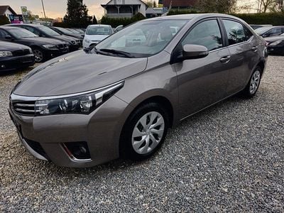Second-hand Toyota Corolla Comfort 132 CP (97 kW) 2016 Gri Berlinǎ