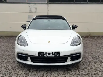Gebraucht Porsche Panamera 4S Chrono 421 PS (309 kW) 2017 Weiß Kleinwagen