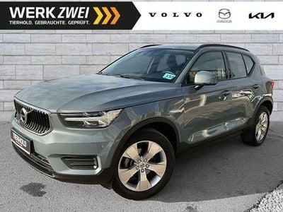 Gebraucht Volvo XC40 Momentum 163 PS (119 kW) 2021 Grau SUV