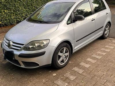 VW Golf V