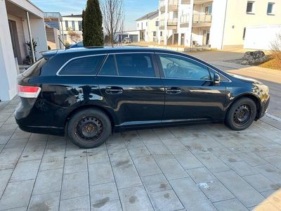 Gebraucht Toyota Avensis T2 147 PS (108 kW) 2010 Schwarz Kombi