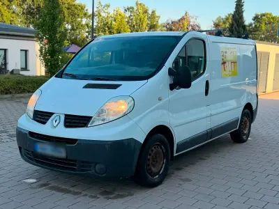 Gebraucht Renault Trafic 90 PS (66 kW) 2012 Weiß Van / Kleinbus