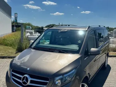 Gebraucht Mercedes V250 190 PS (139 kW) 2016 Braun Van / Kleinbus