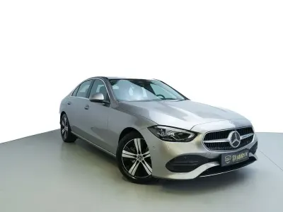 Gebraucht Mercedes C200 163 PS (119 kW) 2022 Silber Limousine