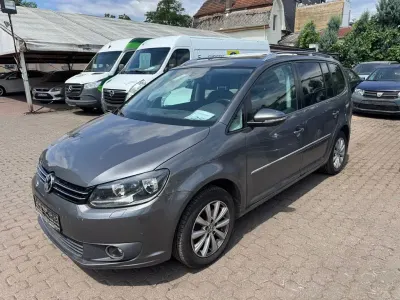 Gebraucht VW Touran Highline 140 PS (102 kW) 2011 Grau Van / Kleinbus