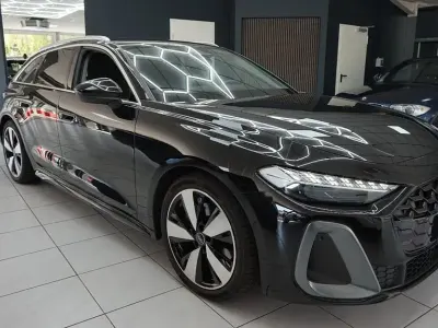 Second-hand Audi A5 S-Line 204 CP (150 kW) 2025 Negru Break