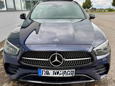 Gebraucht Mercedes E300 AMG 306 PS (225 kW) 2021 Blau Limousine