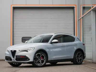 Gebraucht Alfa Romeo Stelvio Ti 190 PS (139 kW) 2021 Grau SUV
