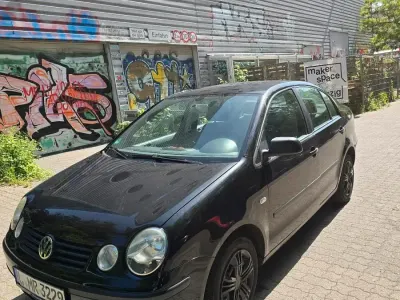 Gebraucht VW Polo 60 PS (44 kW) 2005 Schwarz Kleinwagen