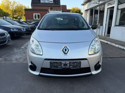 Brugt Renault Twingo Authentique 75 HK (55 kW) 2011 Sølv Hatchback