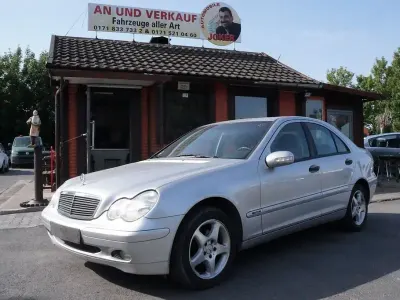 Gebraucht Mercedes C180 143 PS (105 kW) 2002 Silber Limousine