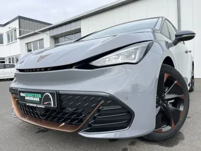 Gebraucht Cupra Born 150 kW (204 PS) 2022 Vaporgrau Kleinwagen