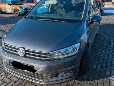 Gebraucht VW Touran 150 PS (110 kW) 2017 Grau Van / Kleinbus