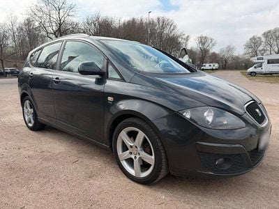 Gebraucht Seat Altea XL 125 PS (91 kW) 2010 Grau Van / Kleinbus