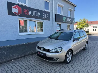 Gebraucht VW Golf VI Match 122 PS (89 kW) 2013 Silber Kombi