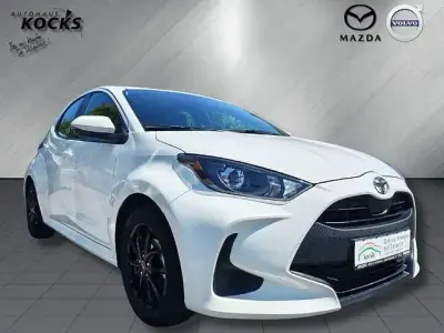 Gebraucht Toyota Yaris Comfort 72 PS (52 kW) 2023 Weiß Kleinwagen