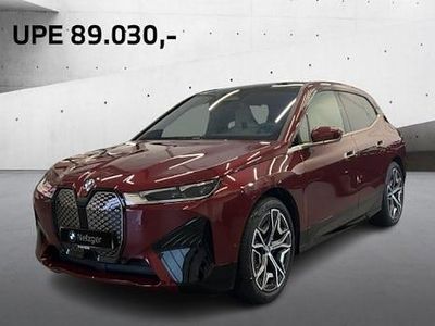 Second-hand BMW iX Sport Line 300 kW (408 CP) 2025 Roșu SUV