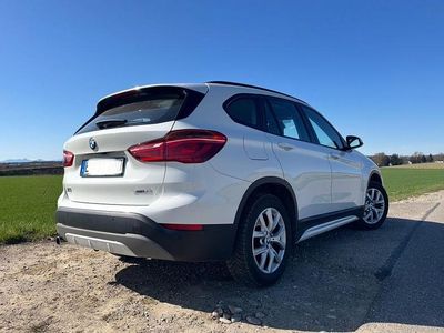 Gebraucht BMW X1 Sport Line 140 PS (102 kW) 2018 Weiß SUV