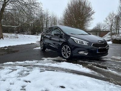 Gebraucht Kia Ceed Platinum Edition 128 PS (94 kW) 2015 Schwarz Kleinwagen