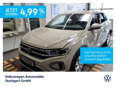 Second-hand VW T-Roc Style 150 CP (110 kW) 2023 Gri SUV