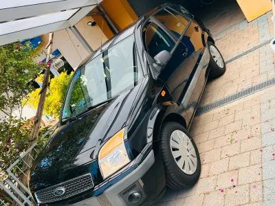 Gebraucht Ford Focus 118 PS (86 kW) 2005 Schwarz Kleinwagen