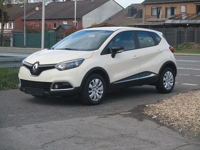 Usata Renault Captur 90 CV (66 kW) 2017 Beige SUV