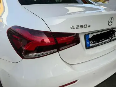 Gebraucht Mercedes 250 241 PS (177 kW) 2020 Weiß Limousine