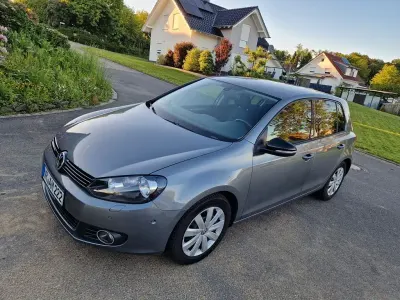 Gebraucht VW Golf VI Style 80 PS (58 kW) 2011 Grau Kleinwagen