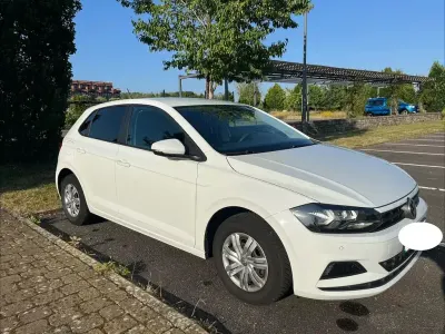 Gebraucht VW Polo Trendline 80 PS (58 kW) 2019 Weiß Kleinwagen
