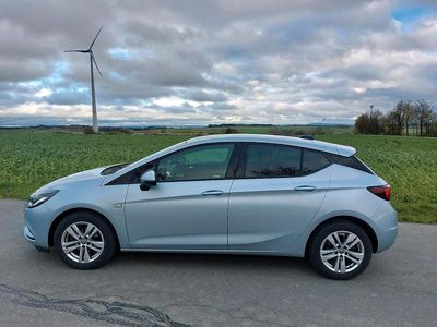 Gebraucht Opel Astra Business 105 PS (77 kW) 2016 Silber Limousine