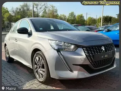 Käytetty Peugeot 208 Active 101 HP (74 kW) 2022 Harmaa Viistoperä
