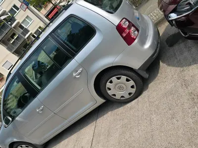 Gebraucht VW Touran 102 PS (75 kW) 2008 Silber Van / Kleinbus