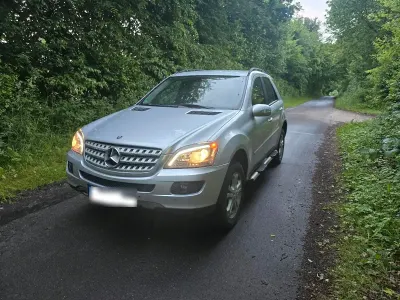 Gebraucht Mercedes ML350 270 PS (198 kW) 2006 Silber SUV