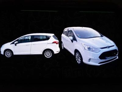 Gebraucht Ford B-MAX Titanium 125 PS (91 kW) 2017 Weiß Van / Kleinbus